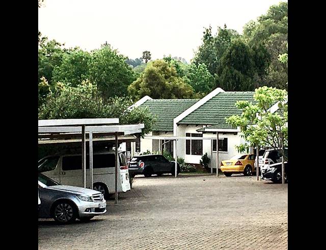 2 BEDROOM TOWNHOUSE RENTED IN BRYANSTON